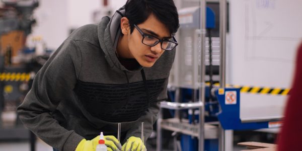 The Price of STEM Success: Explaining the Impact of Need-Based Financial Aid on STEM Student Behavior